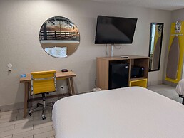 Days Inn by Wyndham Arcadia Louisiana
