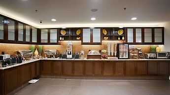 Best Western Plus Rancho Cordova Inn