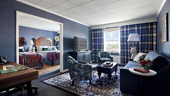 Graduate by Hilton State College