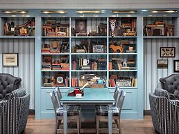 Graduate by Hilton State College