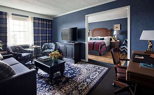 Graduate by Hilton State College