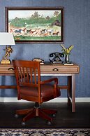 Graduate by Hilton State College