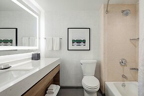 Sheraton Westport Plaza Hotel St. Louis