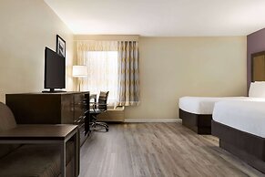 La Quinta Inn by Wyndham Waldorf