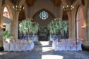 Holiday Inn Bolton Centre by IHG