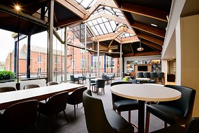 Holiday Inn Bolton Centre by IHG