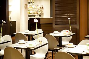 New Hotel Charlemagne