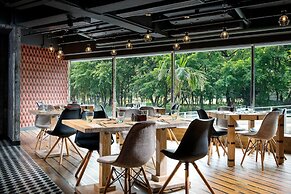 The Park Lane Hong Kong, Autograph Collection