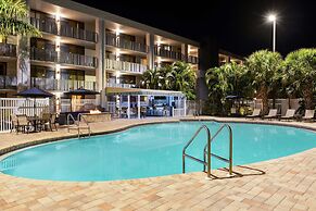 Spark by Hilton Sarasota Siesta Key Gateway