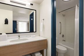 Spark by Hilton Sarasota Siesta Key Gateway