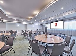 ibis Perth