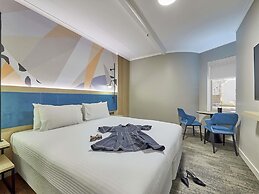 ibis Perth
