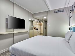 ibis Perth