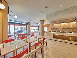 ibis Perth