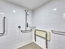 ibis Perth