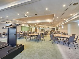 ibis Perth