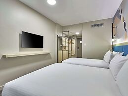 ibis Perth