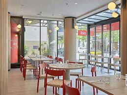 ibis Perth