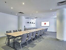 ibis Perth