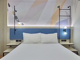 ibis Perth