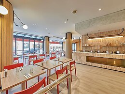 ibis Perth
