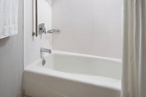 Courtyard by Marriott Charlotte Southpark