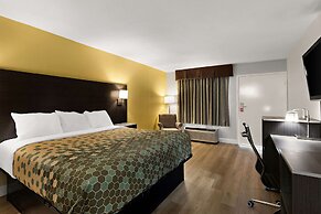 Econo Lodge White Pine Morristown I-81 & I-40 Split