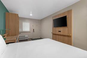 Best Western Plus Clocktower Inn