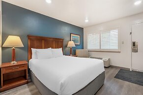 Best Western Plus Clocktower Inn