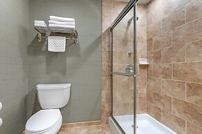 Best Western Plus Clocktower Inn