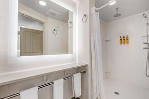 Best Western Plus Clocktower Inn