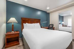 Best Western Plus Clocktower Inn