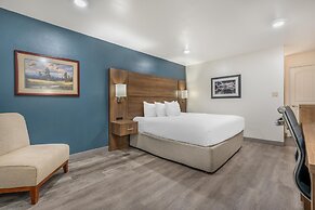 Best Western Plus Clocktower Inn