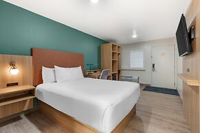Best Western Plus Clocktower Inn
