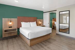 Best Western Plus Clocktower Inn