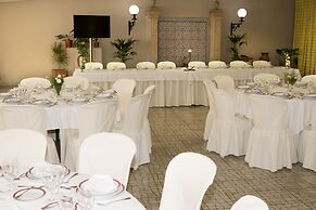 Hotel Rainha D. Amelia, Arts & Leisure