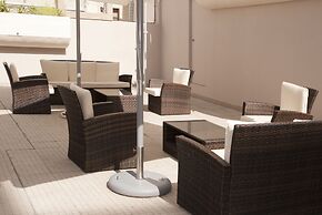 Hotel Rainha D. Amelia, Arts & Leisure