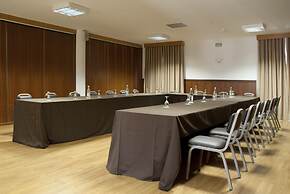 Hotel Rainha D. Amelia, Arts & Leisure