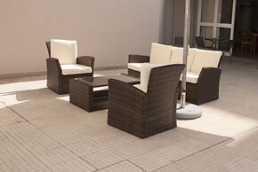 Hotel Rainha D. Amelia, Arts & Leisure