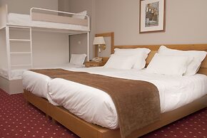 Hotel Rainha D. Amelia, Arts & Leisure