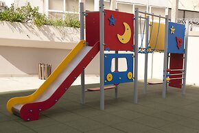 Hotel Rainha D. Amelia, Arts & Leisure