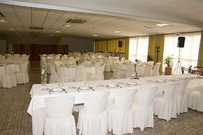 Hotel Rainha D. Amelia, Arts & Leisure