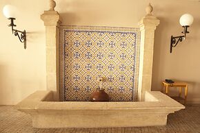 Hotel Rainha D. Amelia, Arts & Leisure