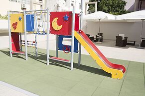 Hotel Rainha D. Amelia, Arts & Leisure