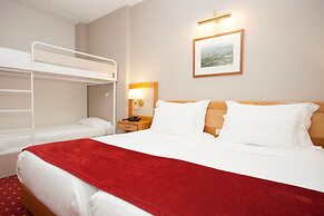 Hotel Rainha D. Amelia, Arts & Leisure