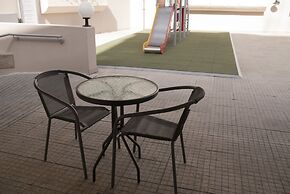 Hotel Rainha D. Amelia, Arts & Leisure