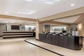 Drury Plaza Hotel Broadview - Wichita