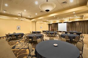 Drury Plaza Hotel Broadview - Wichita