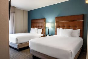 Drury Plaza Hotel Broadview - Wichita