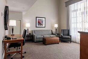 Drury Plaza Hotel Broadview - Wichita